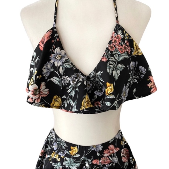 Back Floral Short Two Piece - Picture 3 of 7